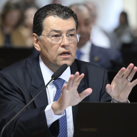 CAE deve votar projeto que eleva taxação das bets e fintechs nesta quarta-feira